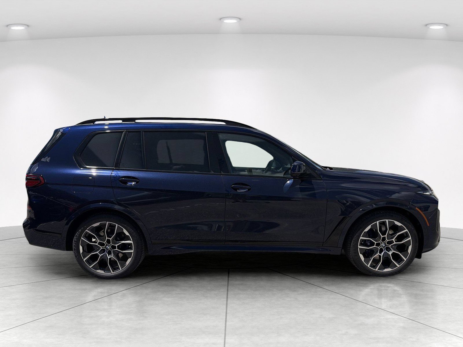 New 2027 BMW X7 xDrive40i w/ Executive Package AWD/4WD image 3