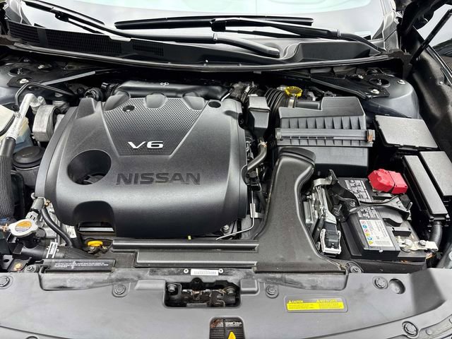 Used 2023 Nissan Maxima SR w/ Sport Mat Group image 7