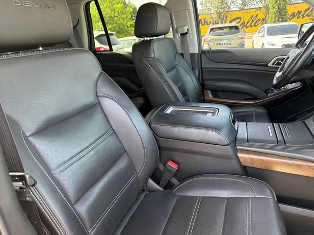 Used 2019 GMC Yukon Denali w/ Denali Ultimate Package AWD/4WD image 24