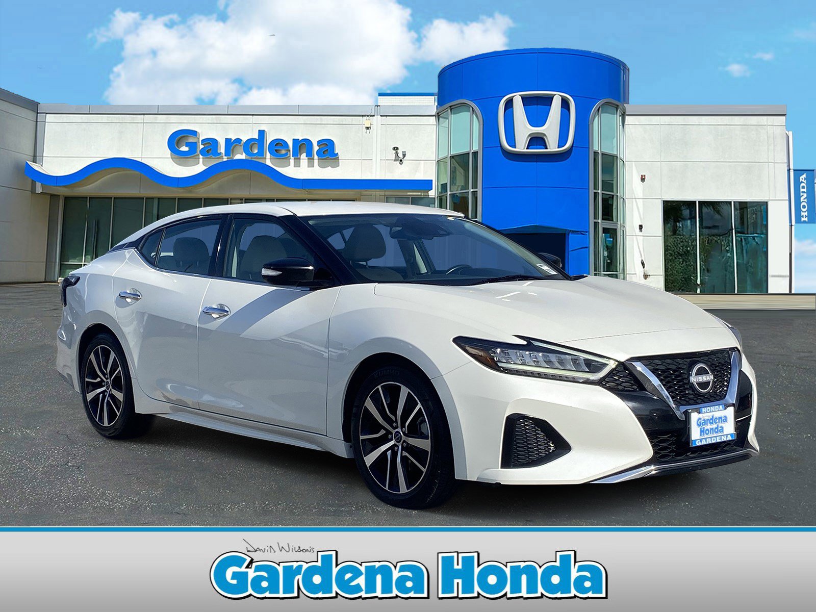 Used 2023 Nissan Maxima SV w/ Floor Mat Group FWD image 1