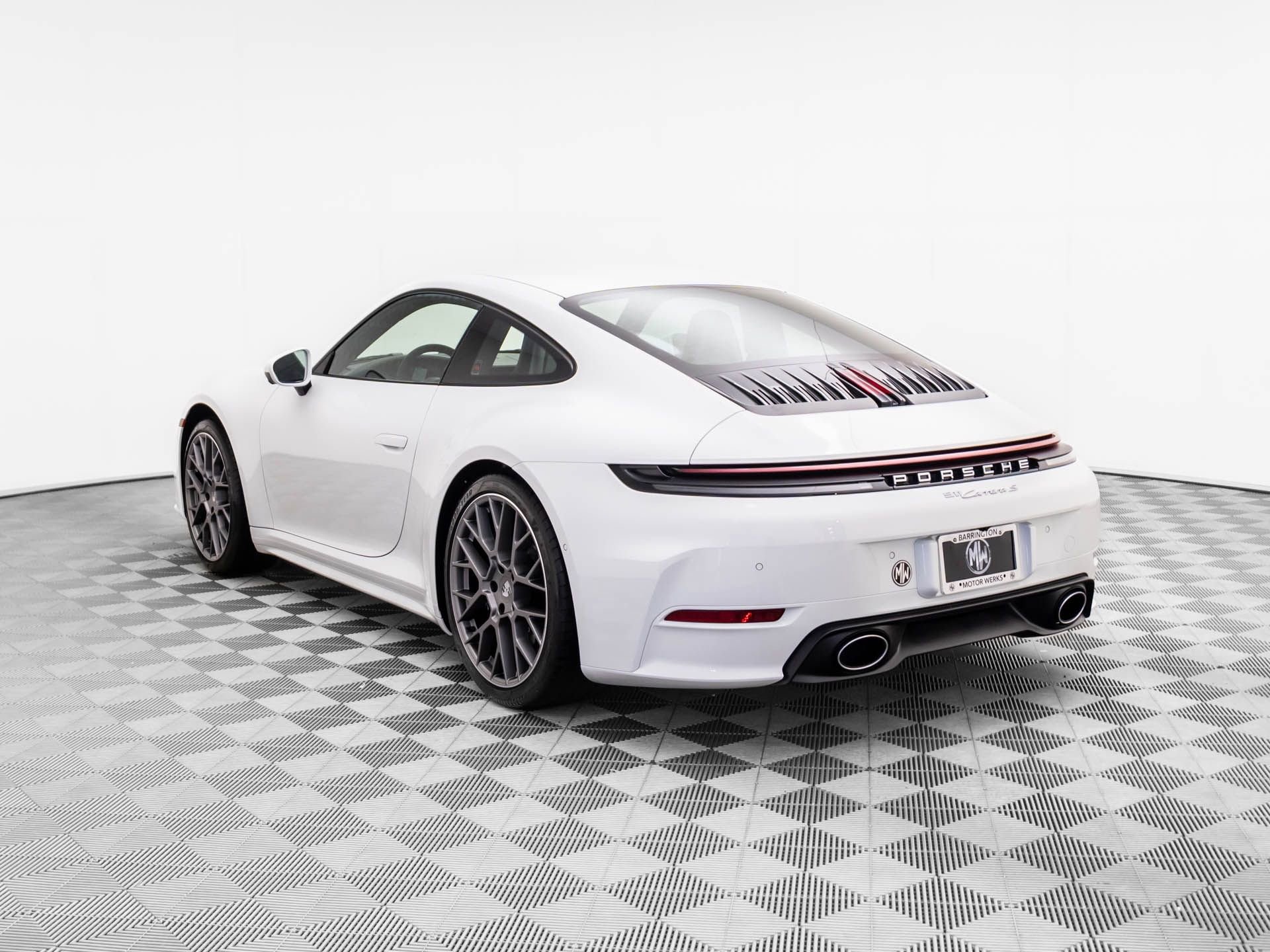 Used 2025 Porsche 911 Carrera S video 3