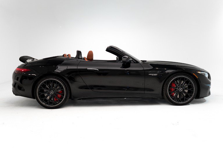 Used 2022 Mercedes-Benz SL 55 AMG 4MATIC image 2