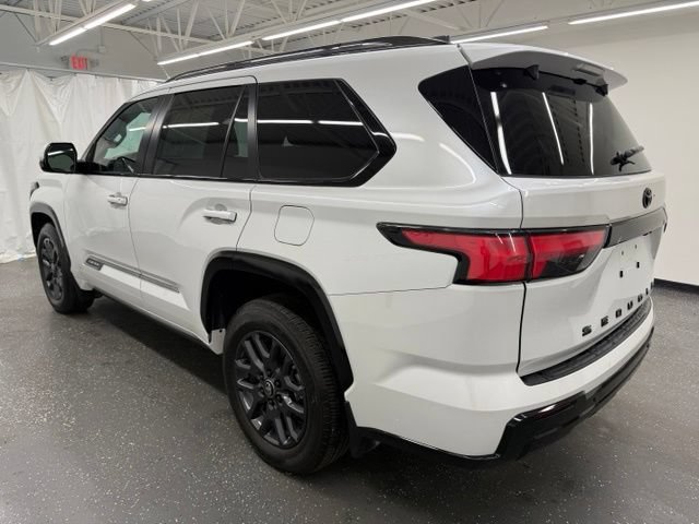 Certified 2026 Toyota Sequoia Platinum w/ Tow Technology Package AWD/4WD image 4