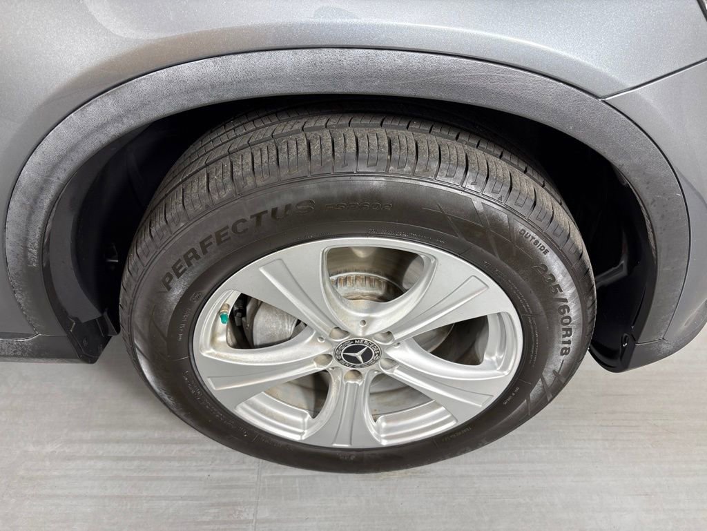 Used 2018 Mercedes-Benz GLC 300 4MATIC image 11