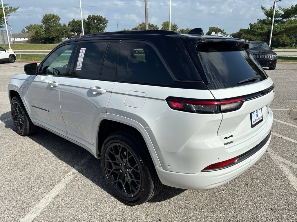 New 2027 Jeep Grand Cherokee Summit w/ Obsidian Package AWD/4WD image 10