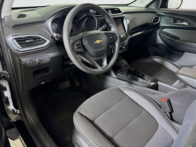 Used 2023 Chevrolet TrailBlazer LT w/ Convenience Package image 7