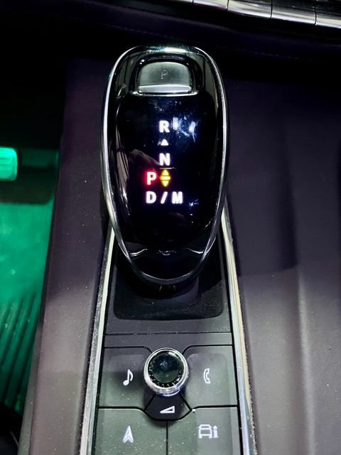Used 2023 Cadillac Escalade ESV V w/ LPO, Floor Liner Package AWD/4WD image 30