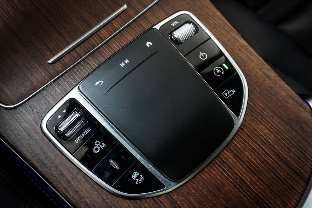 Used 2020 Mercedes-Benz GLC 43 AMG 4MATIC image 28