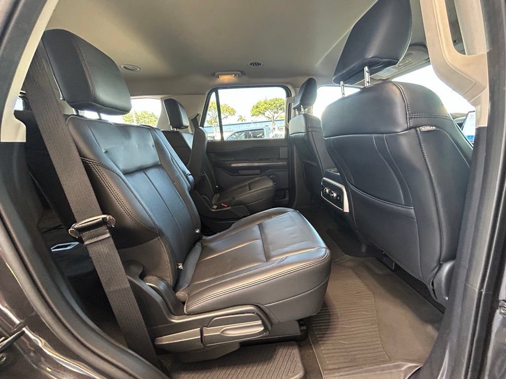 Certified 2024 Ford Expedition XLT RWD image 29