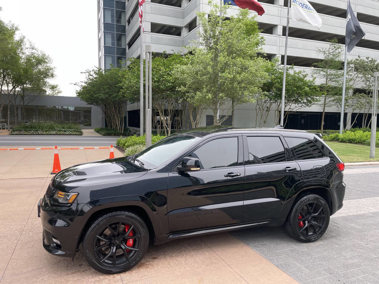 Used 2021 Jeep Grand Cherokee SRT AWD/4WD image 33