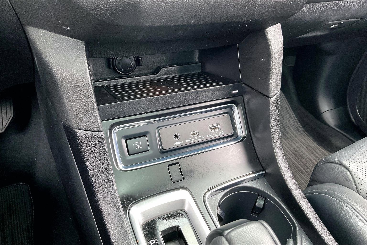 Used 2024 Subaru Ascent Limited w/ Technology Package image 25