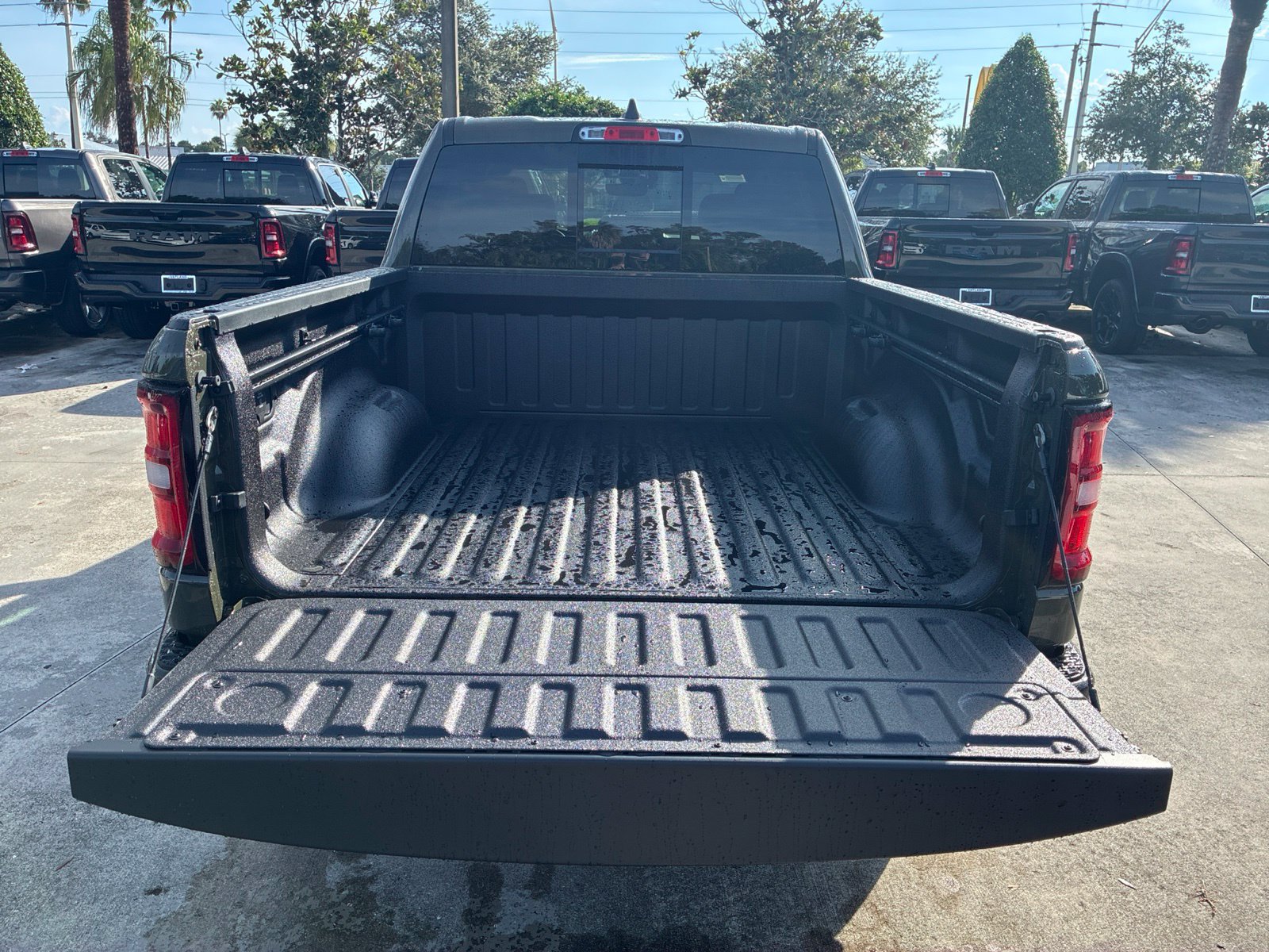 New 2027 RAM 1500 Laramie AWD/4WD image 41