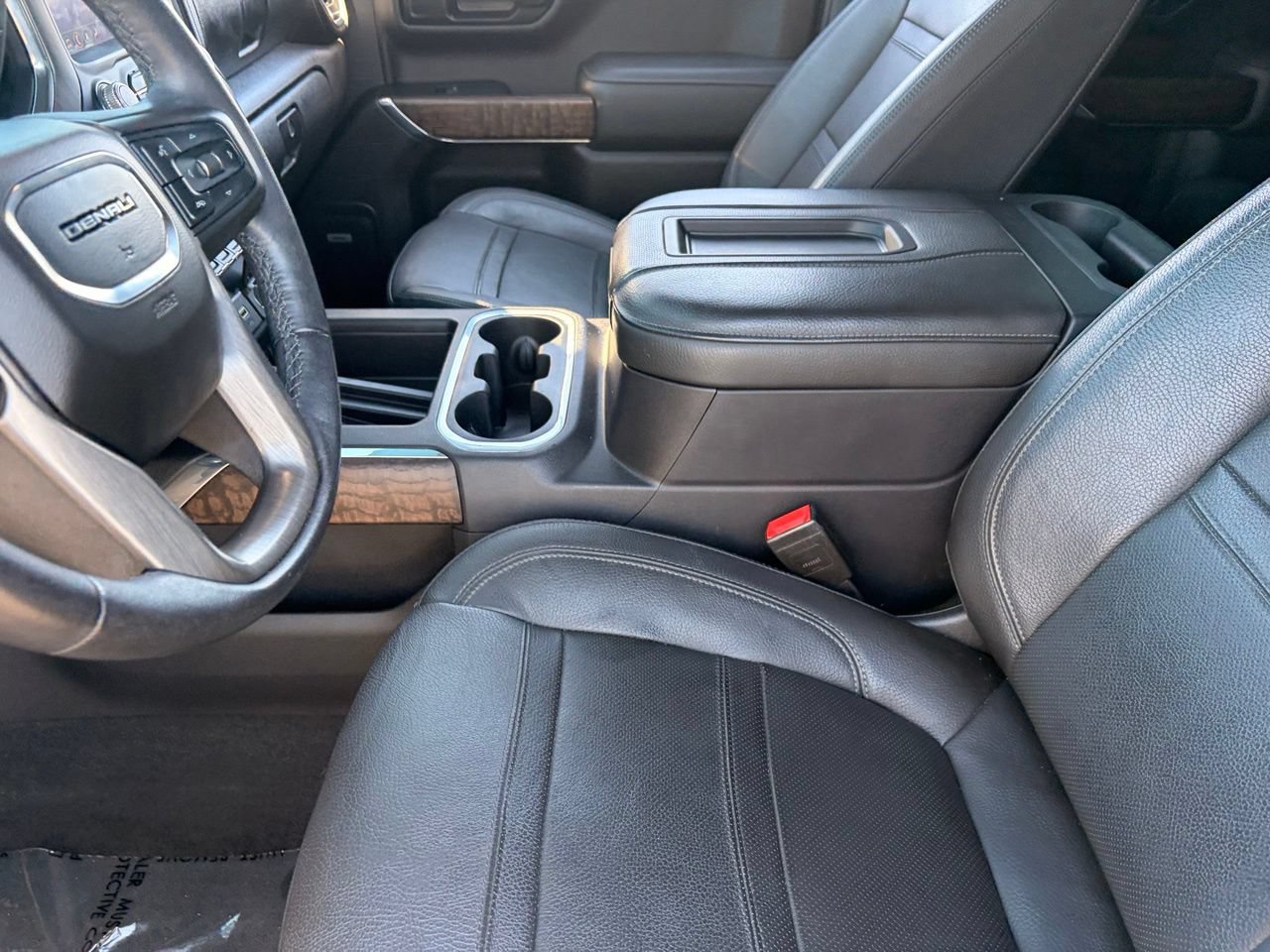Used 2021 GMC Sierra 1500 Denali w/ Denali Ultimate Package AWD/4WD image 17