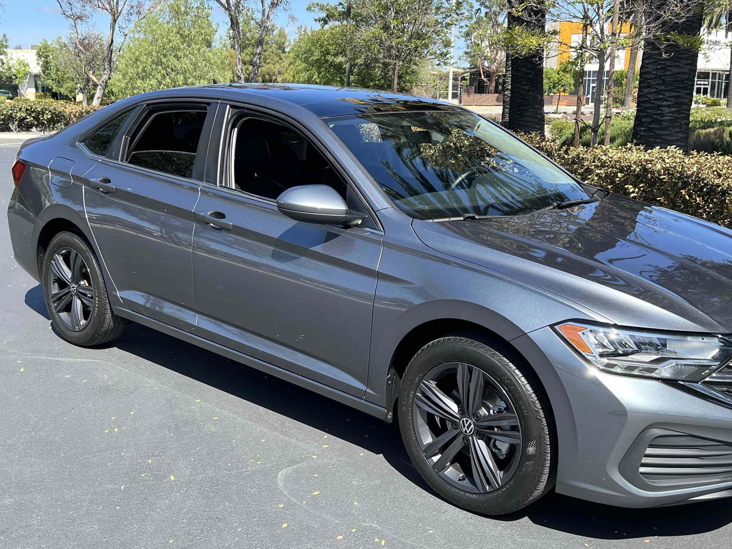 Used 2023 Volkswagen Jetta SE w/ Panoramic Sunroof Package FWD image 42