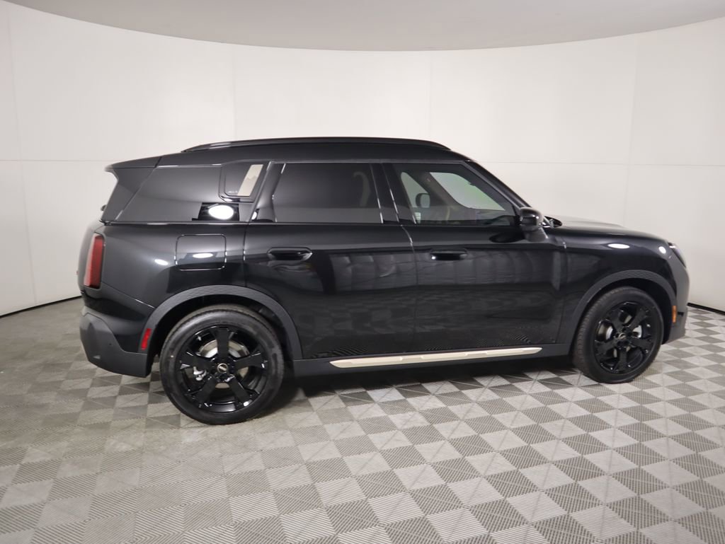 New 2026 MINI Cooper Countryman S w/ Comfort Package Max image 4