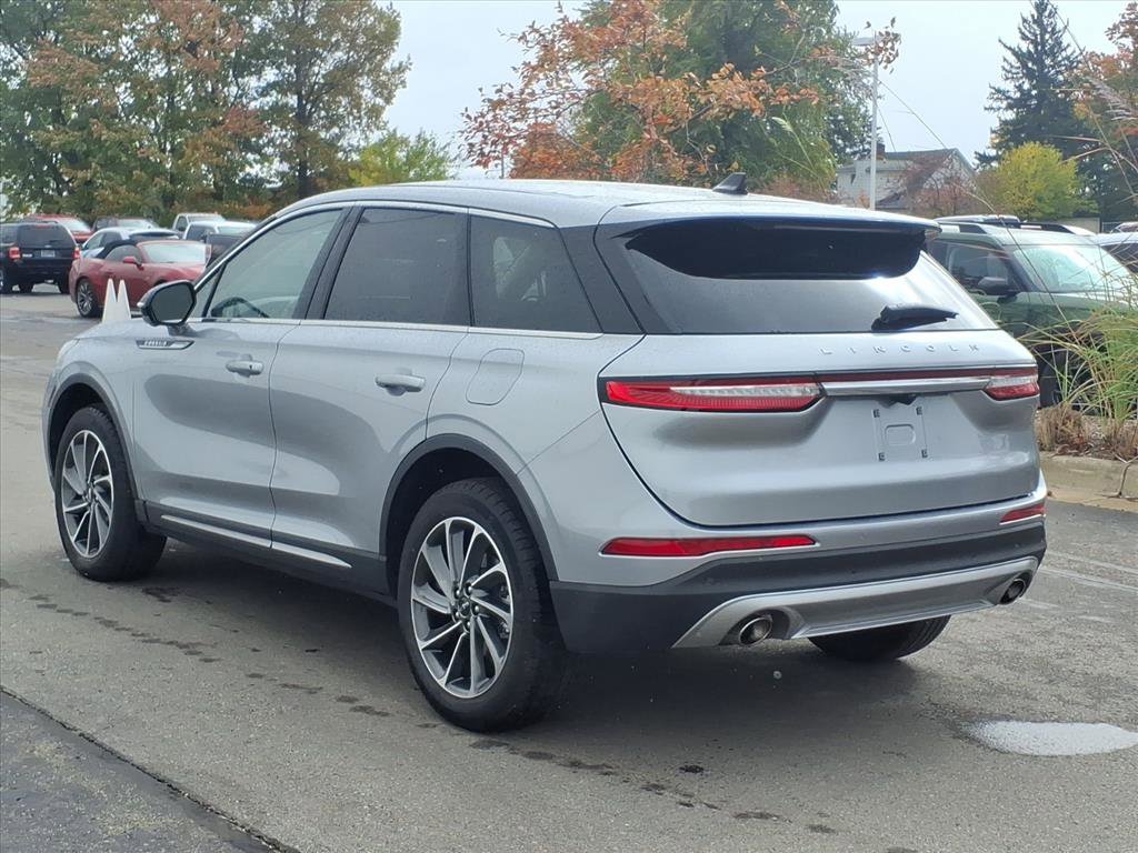 Certified 2023 Lincoln Corsair AWD w/ Equipment Group 101A image 4