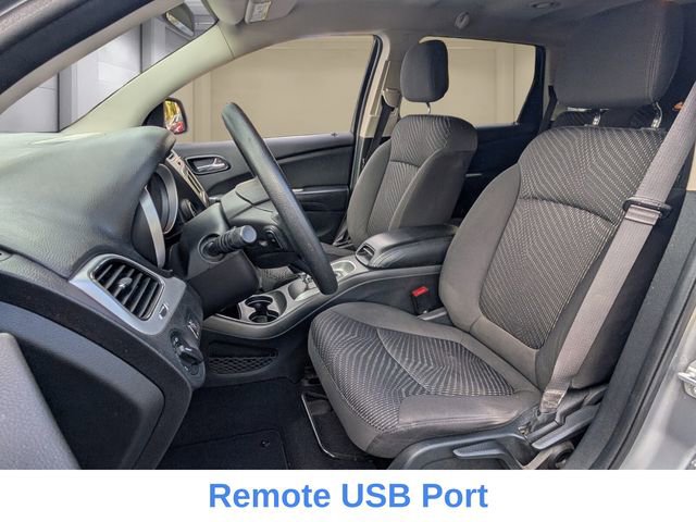 Used 2017 Dodge Journey SE w/ Flexible Seating Group image 7