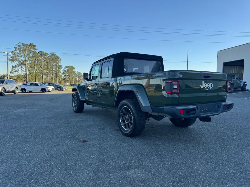 Used 2022 Jeep Gladiator Overland w/ LED Lighting Group image 4