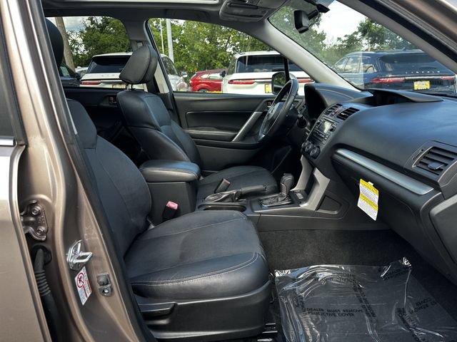 Used 2015 Subaru Forester 2.5i Touring AWD/4WD image 33