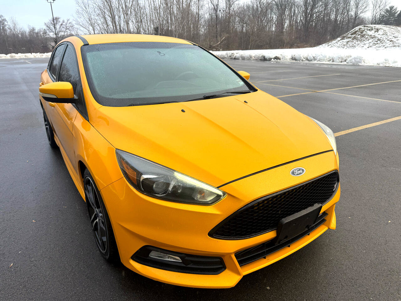 Used 2015 Ford Focus ST w/ Equipment Group 402A FWD image 3