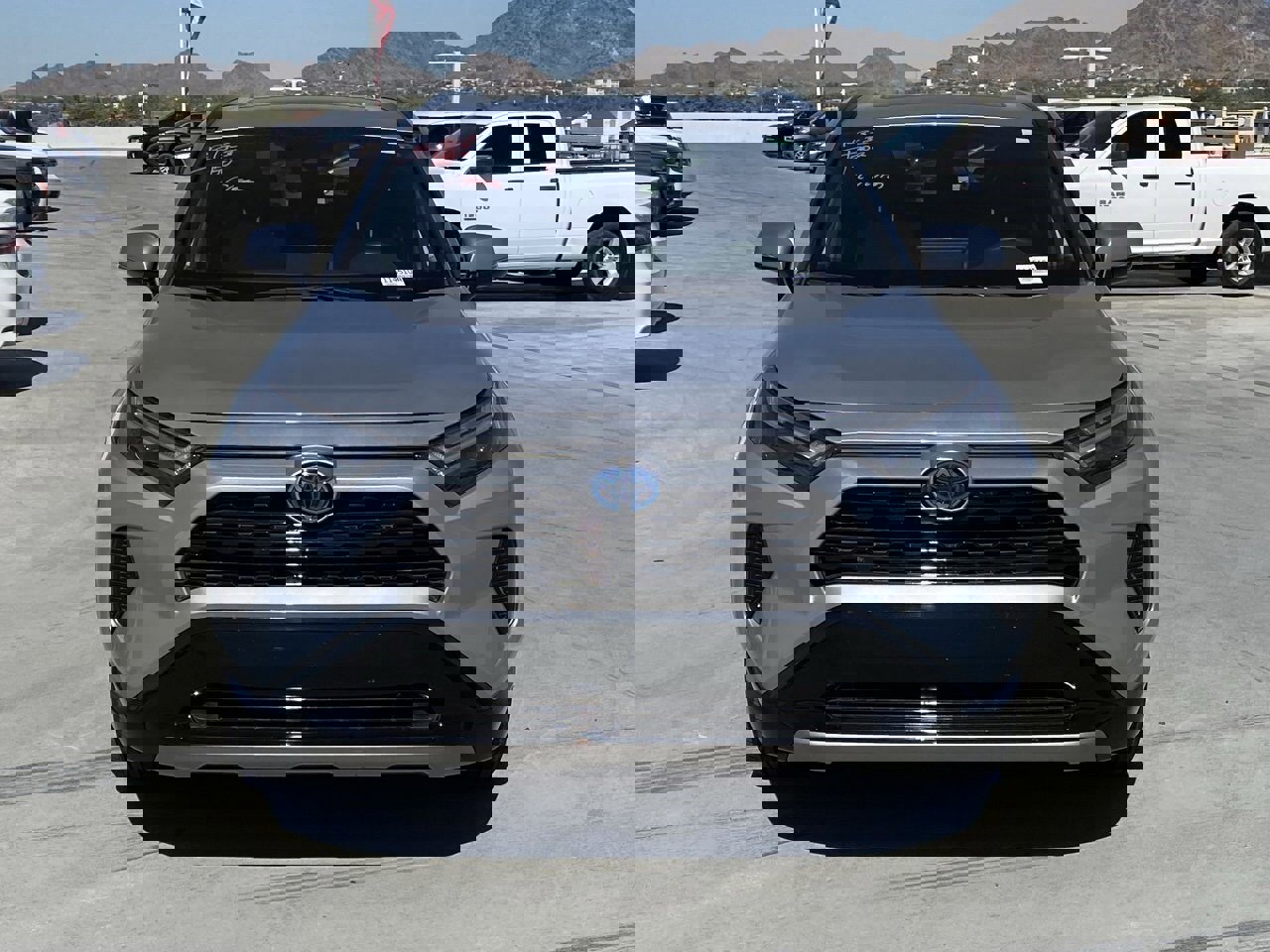 Used 2024 Toyota RAV4 SE w/ Convenience Package image 2