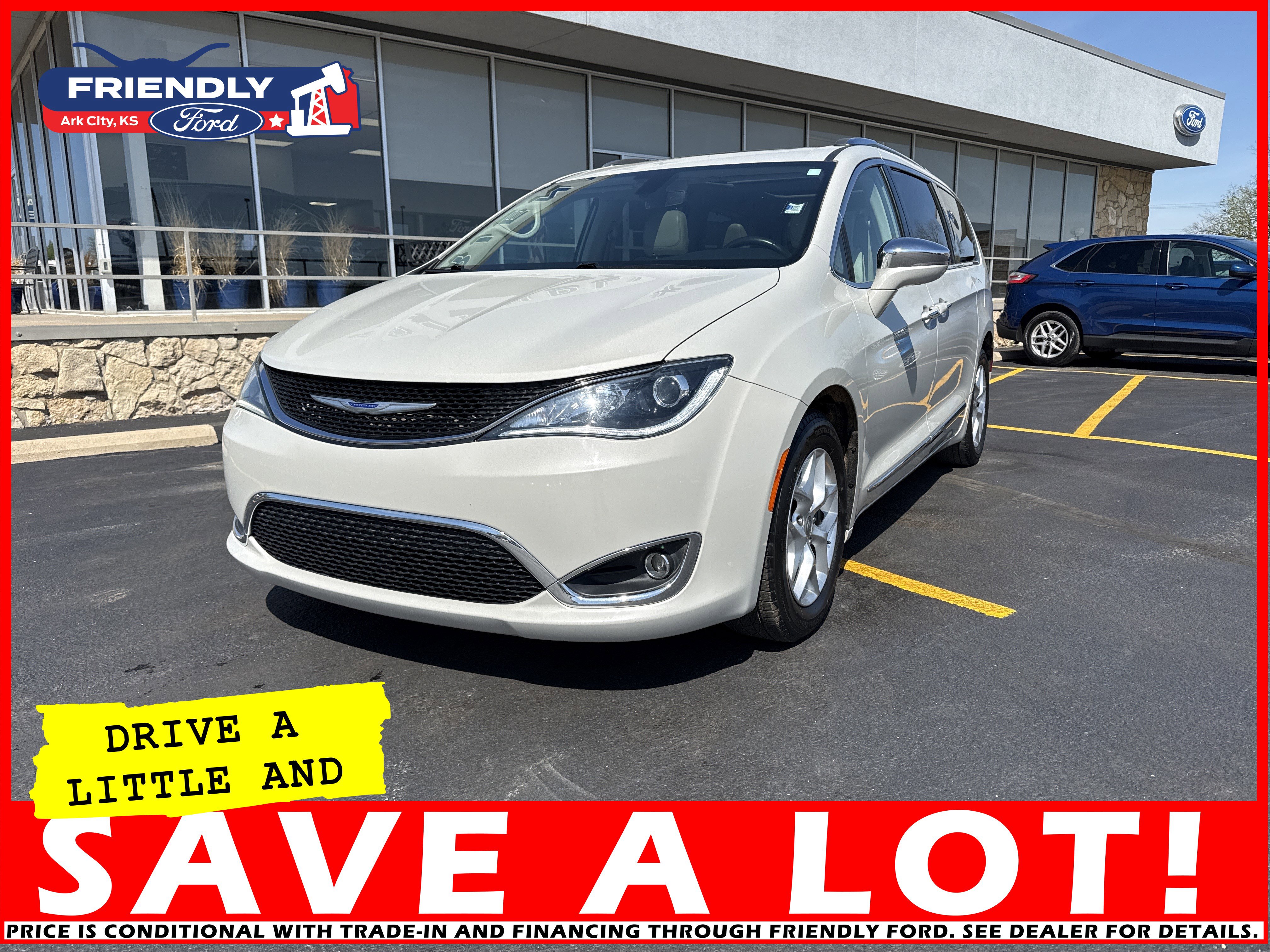 Used 2020 Chrysler Pacifica Limited image 1