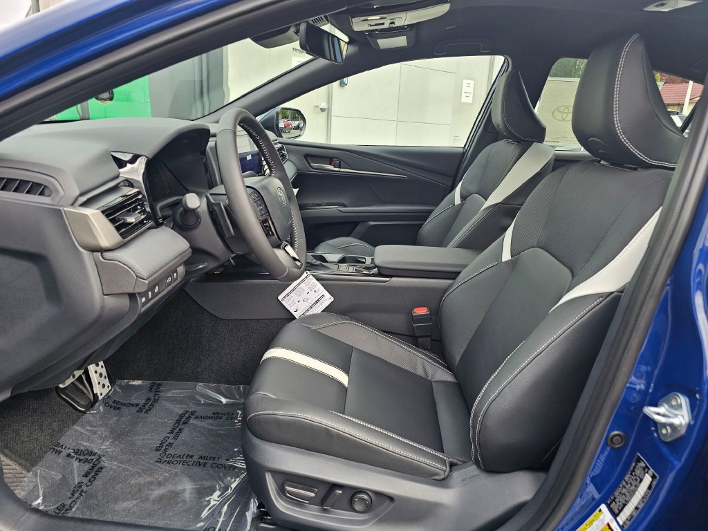 New 2026 Toyota Camry SE w/ Convenience Package FWD image 19