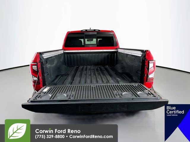 Used 2022 Nissan Titan PRO-4X w/ Pro-4x Convenience Package AWD/4WD image 30