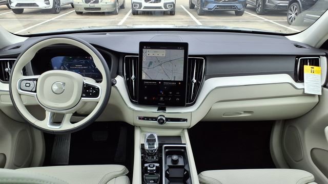 New 2026 Volvo XC60 B5 Ultra w/ Climate Package image 20