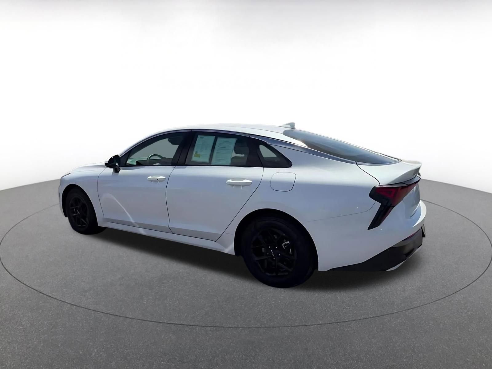 Used 2025 Kia K5 LXS image 10