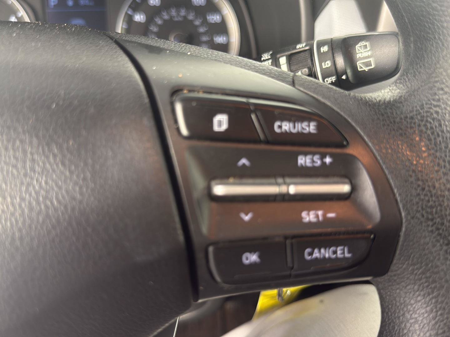 Used 2020 Hyundai Kona SE AWD/4WD image 15