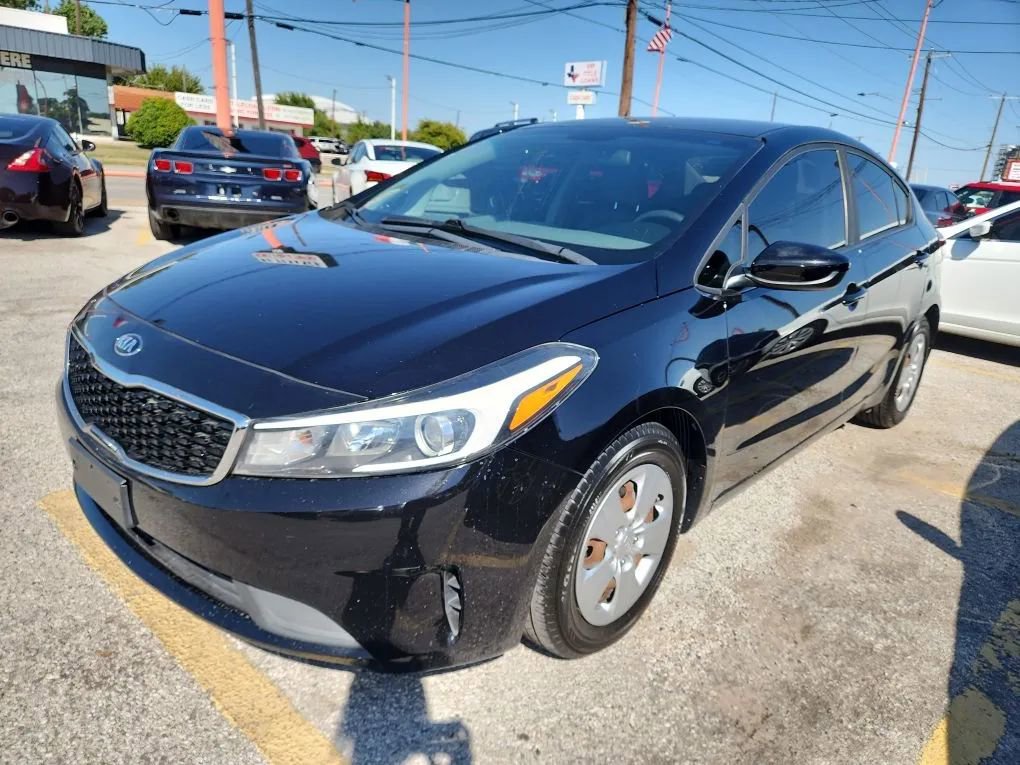 Used 2018 Kia Forte LX w/ LX Popular Package image 1