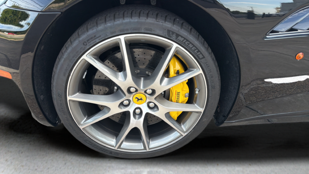 Used 2012 Ferrari California RWD image 24