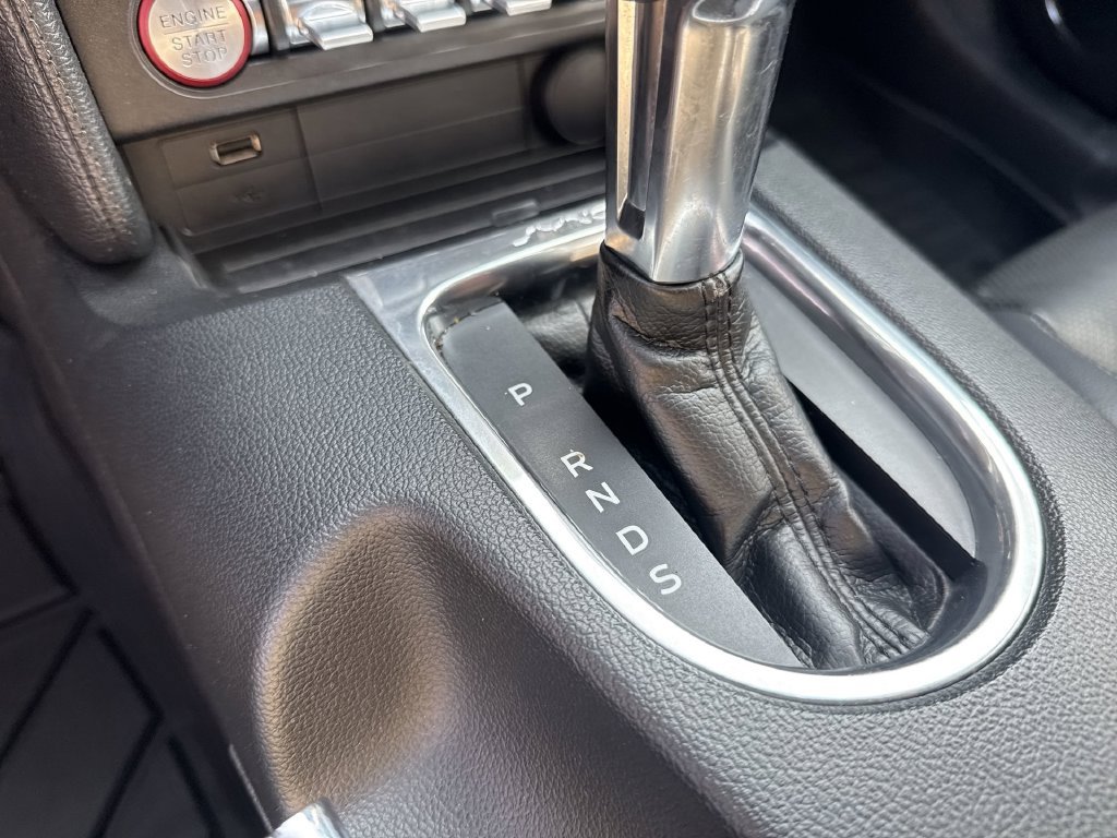 Used 2018 Ford Mustang Premium RWD image 22