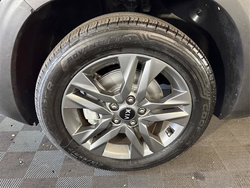 Used 2021 Kia Seltos S AWD/4WD image 29
