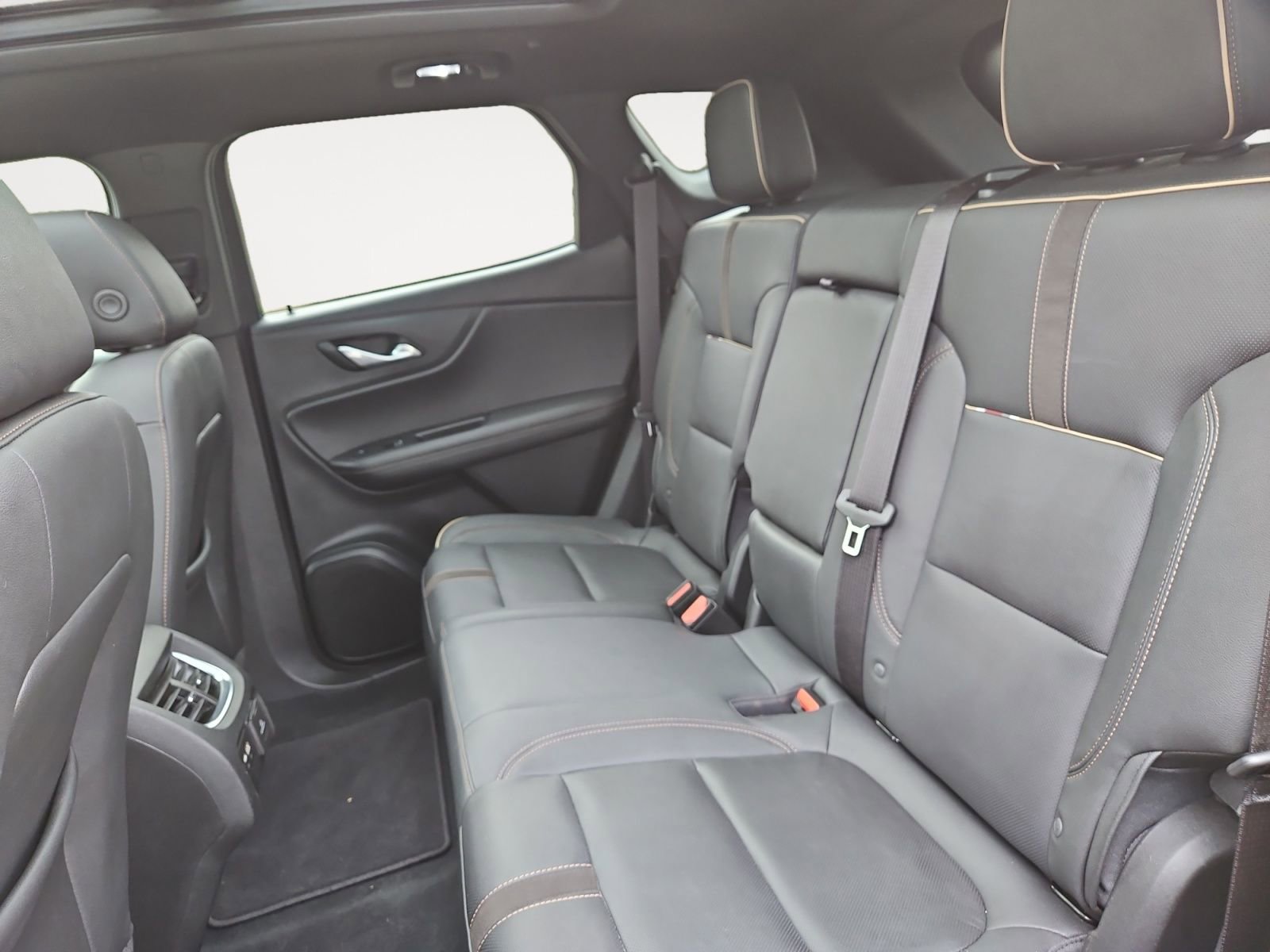 Used 2022 Chevrolet Blazer Premier w/ Enhanced Convenience Package image 13