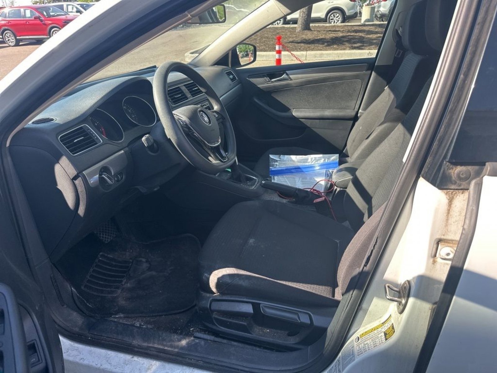 Used 2015 Volkswagen Jetta SE FWD image 18