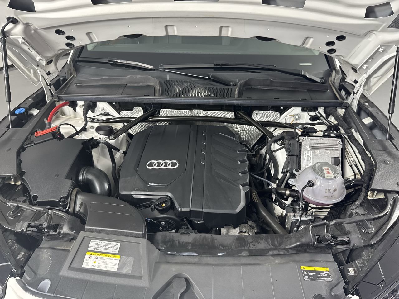 Used 2023 Audi Q5 2.0T Premium w/ Convenience Package AWD/4WD image 27