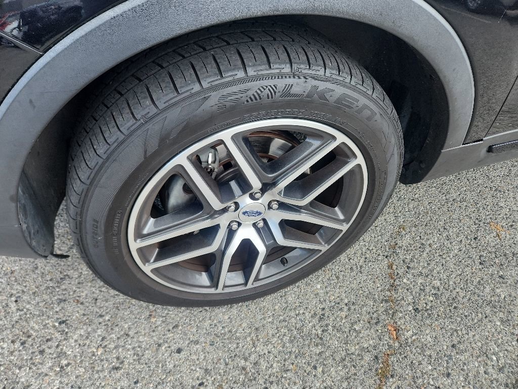 Used 2018 Ford Explorer Sport w/ Equipment Group 401A AWD/4WD image 9