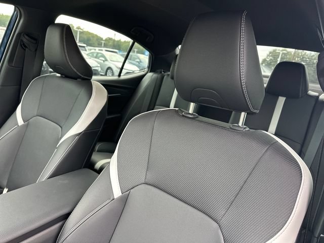 Used 2026 Toyota Camry SE w/ Multimedia Upgrade Package FWD image 17