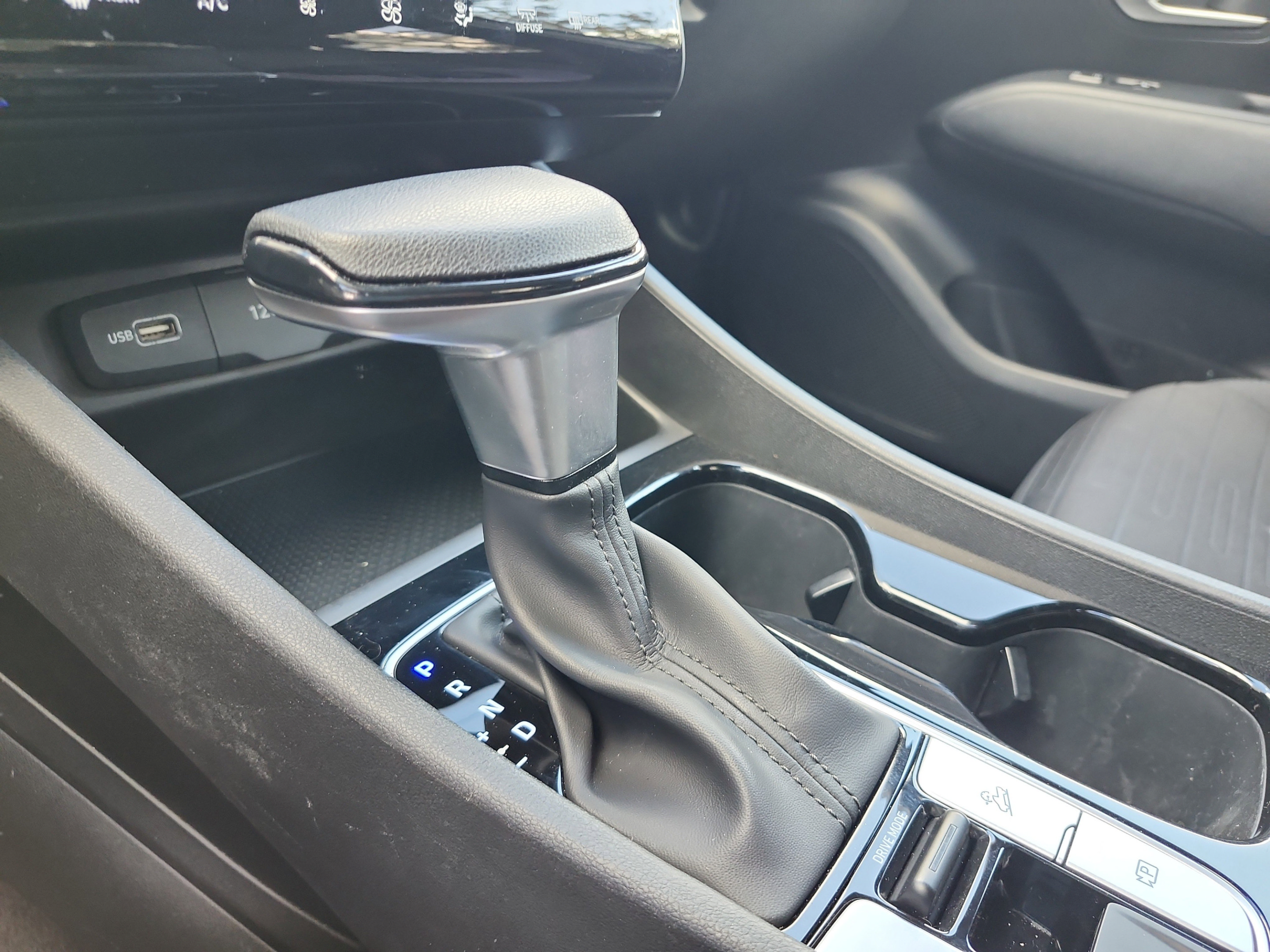 Used 2024 Hyundai Santa Cruz SEL FWD image 14