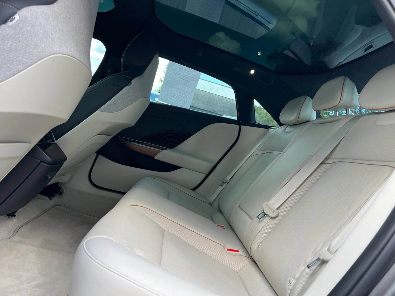 Used 2023 Lucid Air Touring AWD/4WD image 54