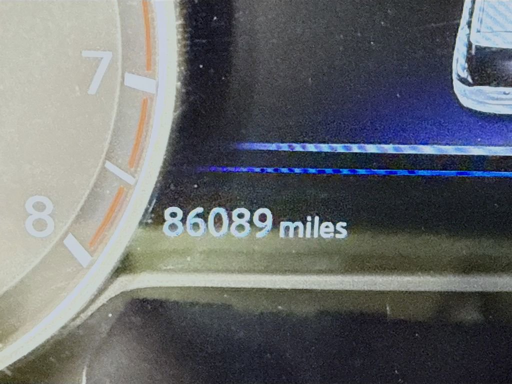 Used 2020 Nissan Murano Platinum w/ Cargo Package image 4