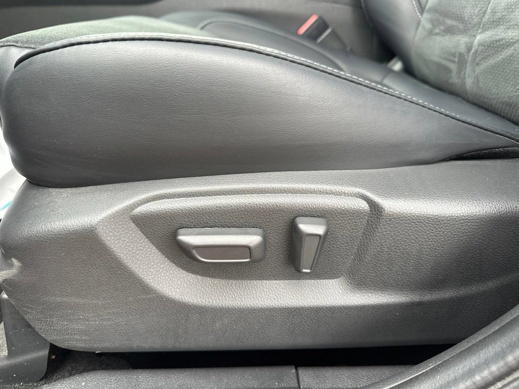 Used 2024 Mitsubishi Eclipse Cross SE AWD/4WD image 17