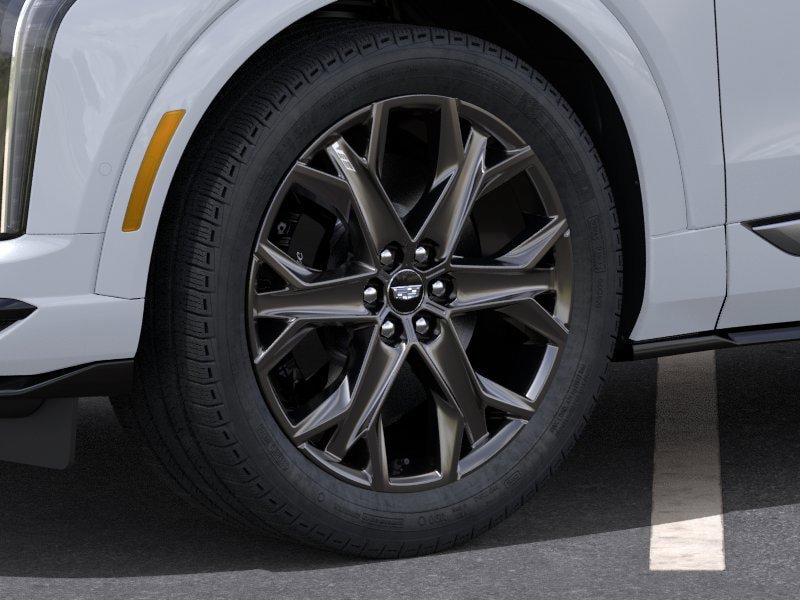 New 2026 Cadillac Optiq V w/ LPO, Floor Liner Package AWD/4WD image 9