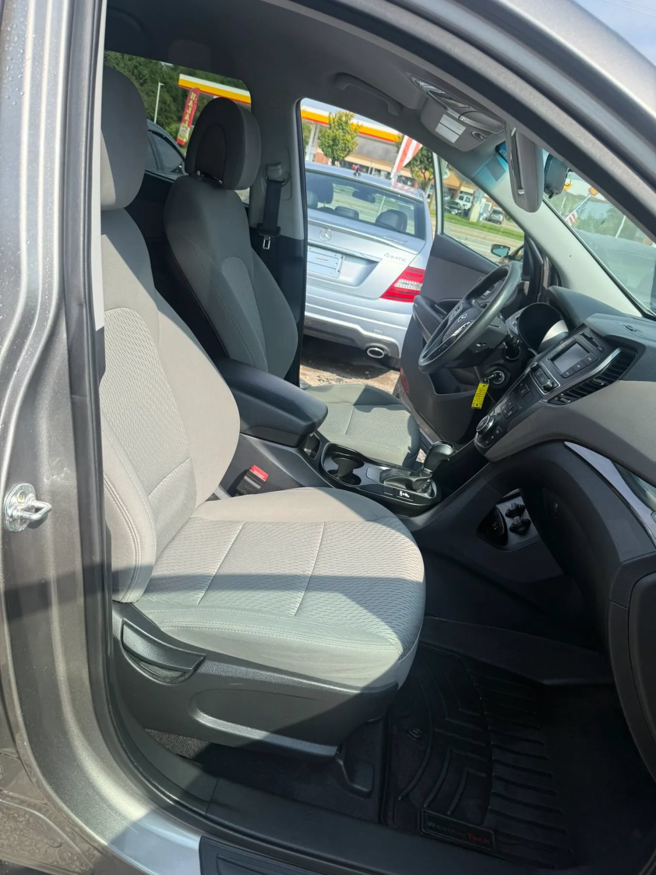 Used 2017 Hyundai Santa Fe Sport AWD/4WD image 21