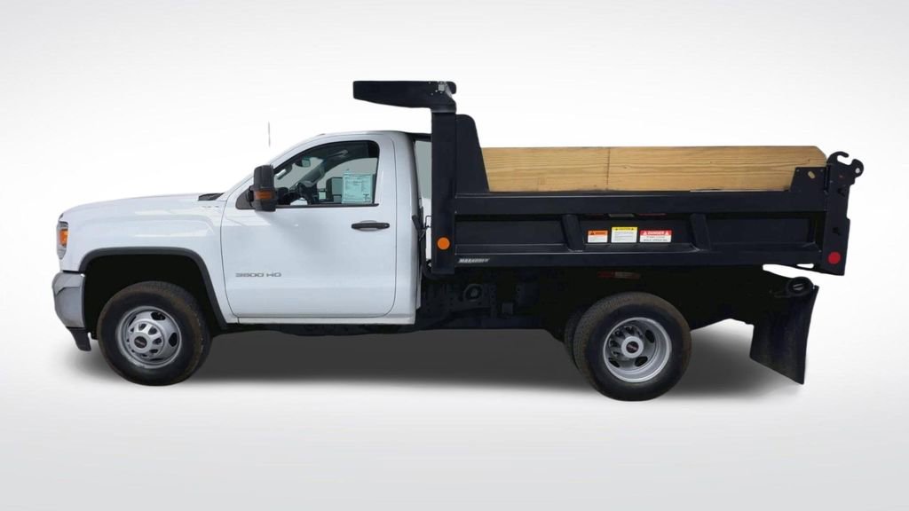 Used 2017 GMC Sierra 3500 4x4 Regular Cab w/ Sierra Convenience Package image 18