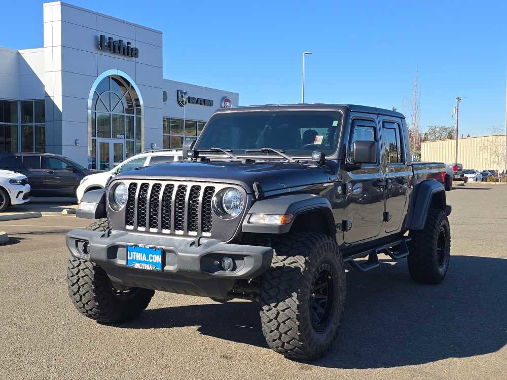 Used 2020 Jeep Gladiator Sport image 1