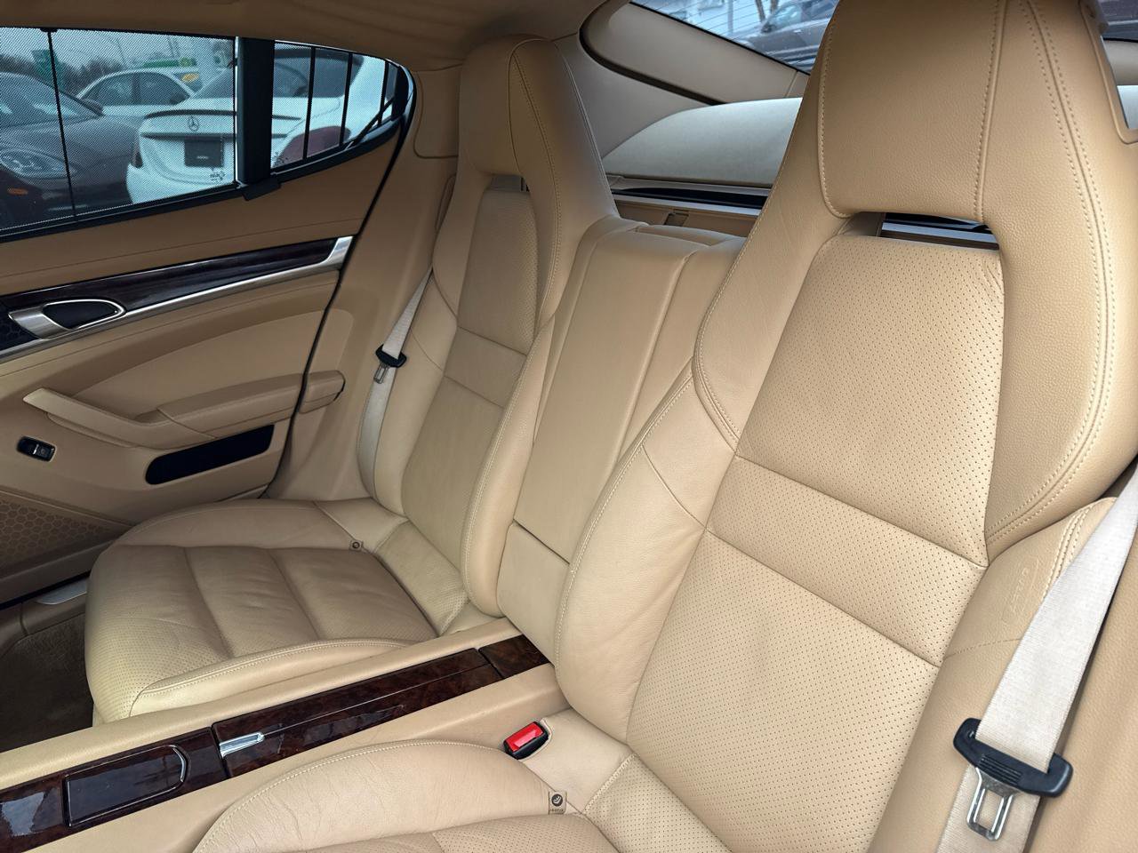 Used 2012 Porsche Panamera S image 28