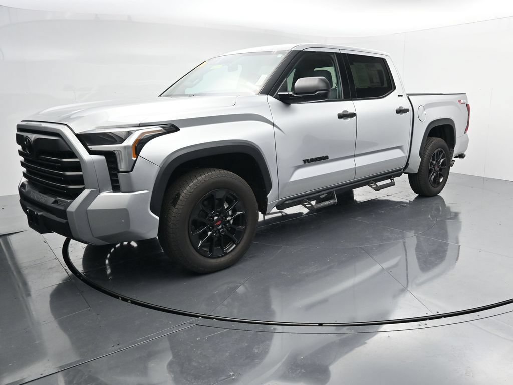 Used 2023 Toyota Tundra SR5 AWD/4WD image 4